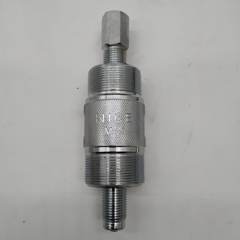 J20 Винт для разборки устройства опережения впрыска